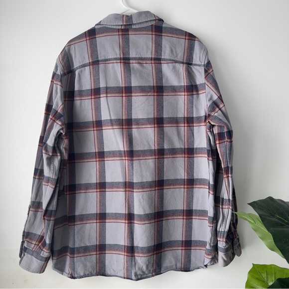 The north face plaid button down shirt - Picture 2 of 11